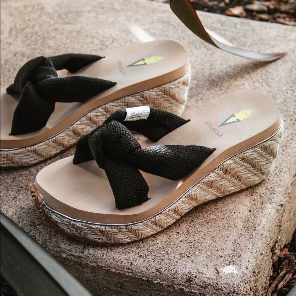Sunridge Wedge